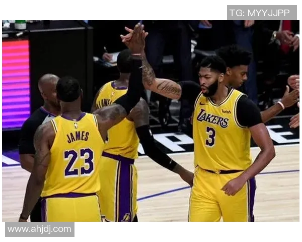 艾佛森精彩表现回顾湖人与他的巅峰对决全场回放分析