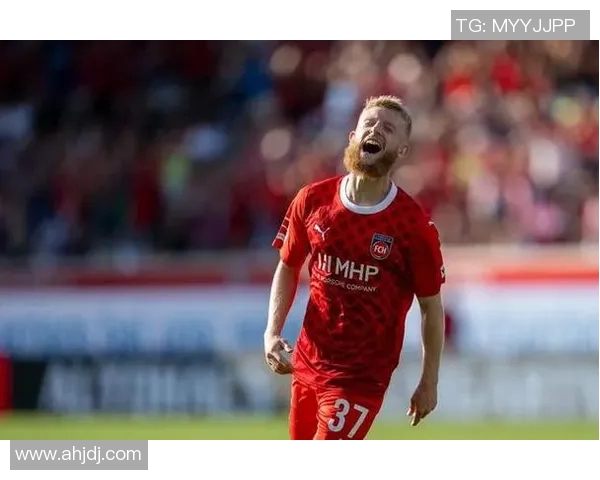 中央陆军与埃因霍温激战正酣谁能在这场对决中笑到最后